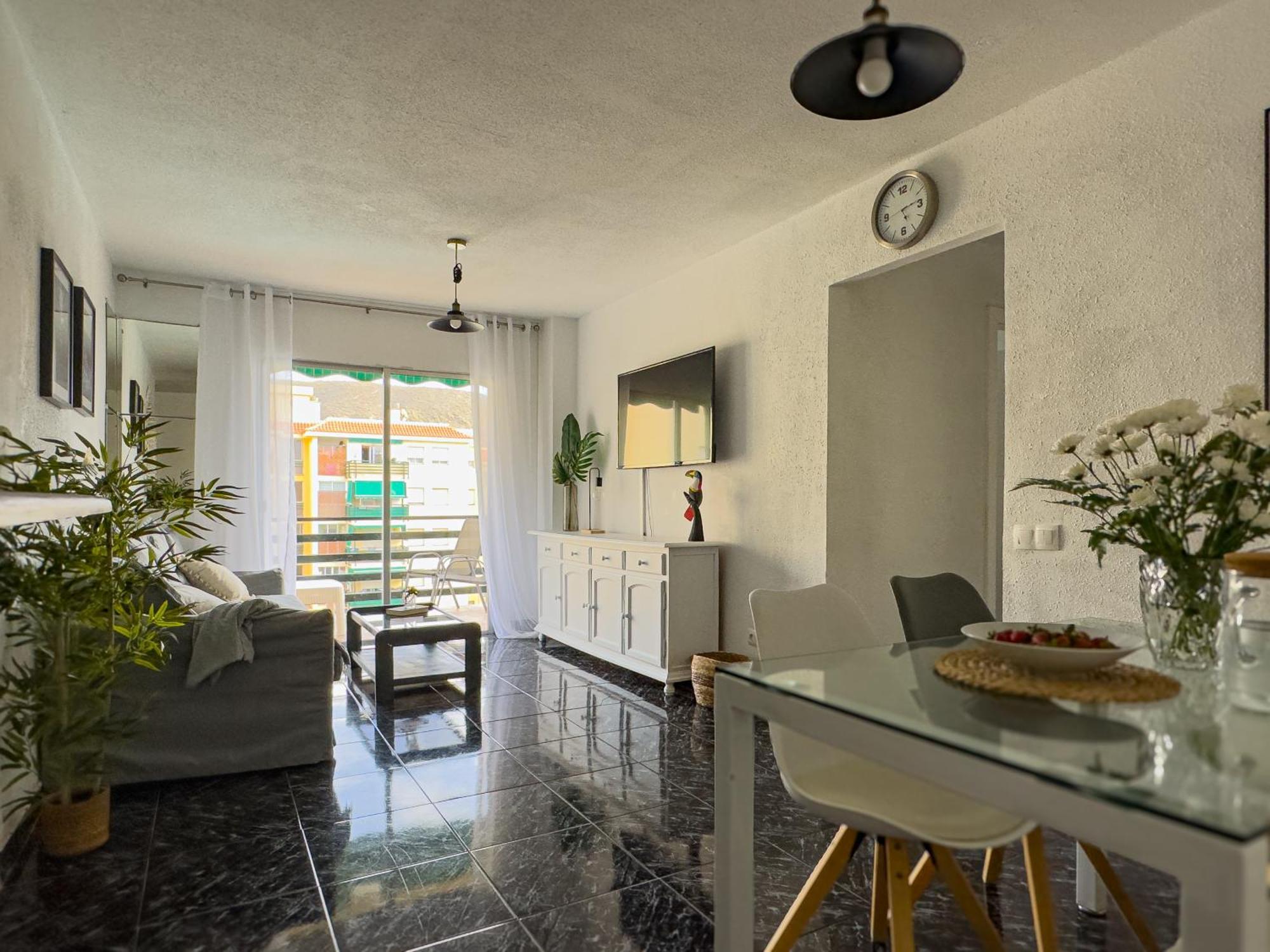 Amazing 3-Bedroom Apartment. Pool And Sea View! Los Cristianos  Zewnętrze zdjęcie