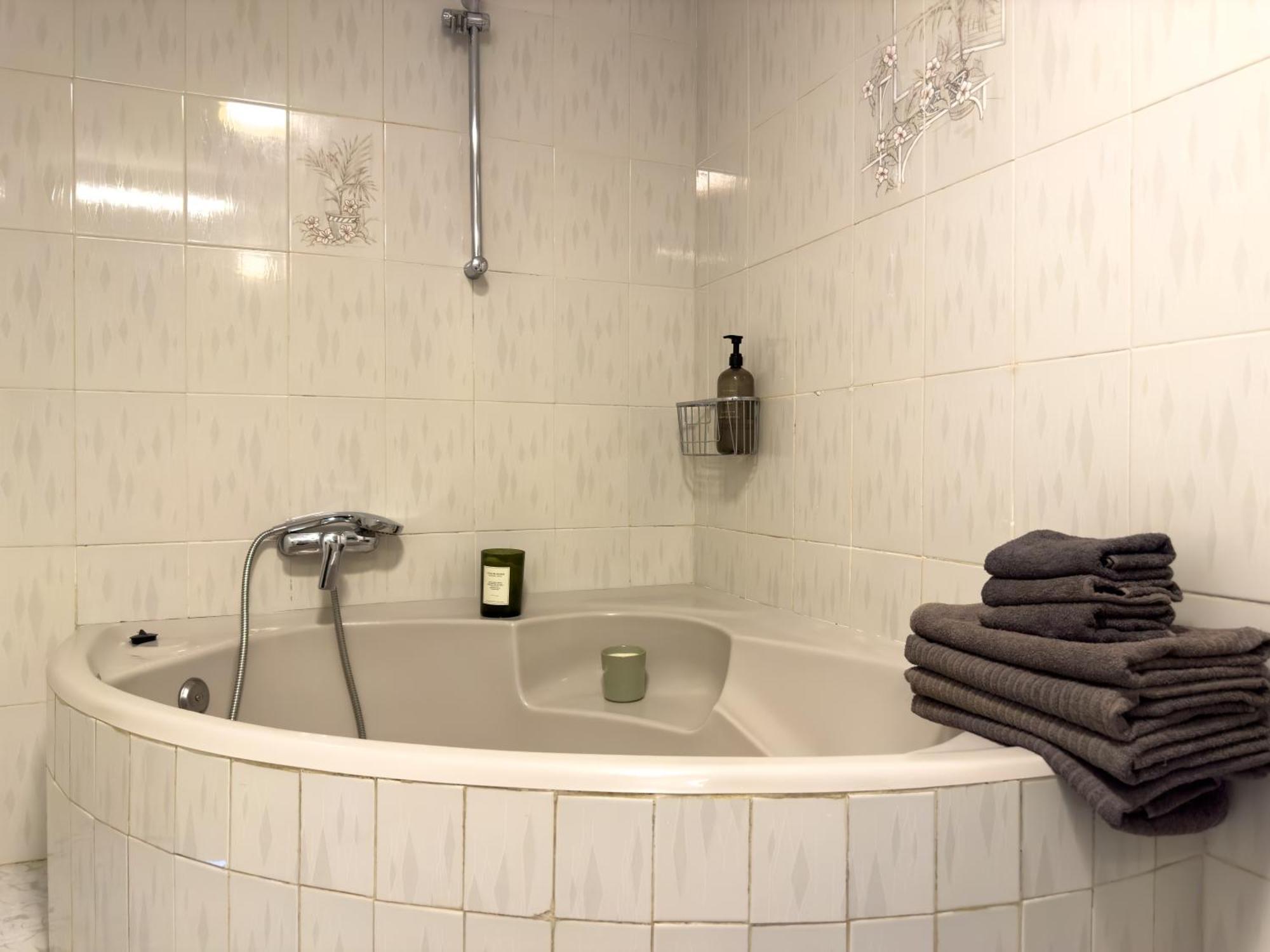 Amazing 3-Bedroom Apartment. Pool And Sea View! Los Cristianos  Zewnętrze zdjęcie