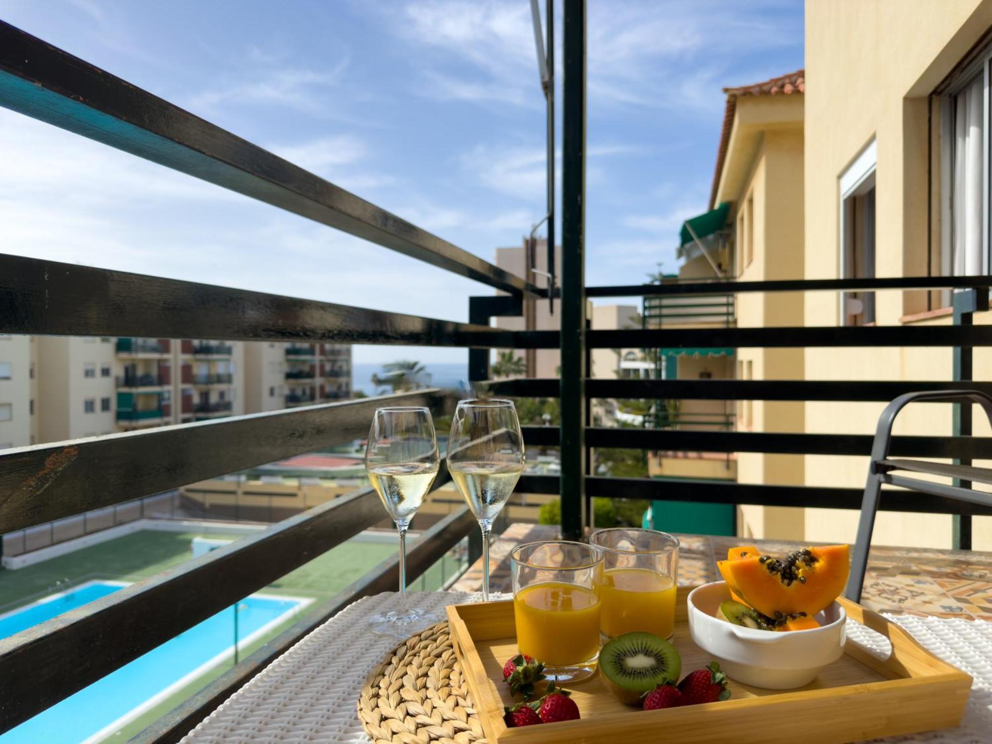 Amazing 3-Bedroom Apartment. Pool And Sea View! Los Cristianos  Zewnętrze zdjęcie